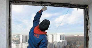 Демонтаж остекления балкона в Учалах - цена от 567 руб. - Сварной-Члы