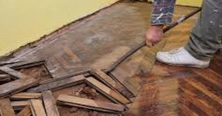 Демонтаж пола в квартире в Учалах - Стоимость от 515 рублей | Сварной-Члы